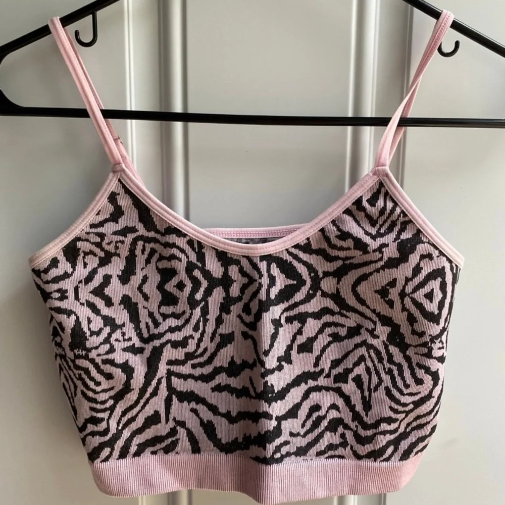 Pajama Set - Picture 2 of 7